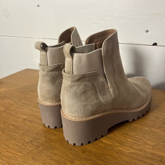 DOLCE VITA – SUEDE PLATFORM BOOTS – SIZE 8 - Picture 5 of 9